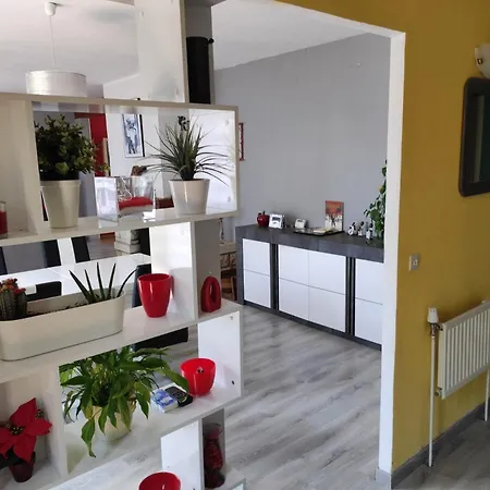 Pour Naturistes Uniquement, Nudist Only Ξενοδοχείο Ville-sur-Yron